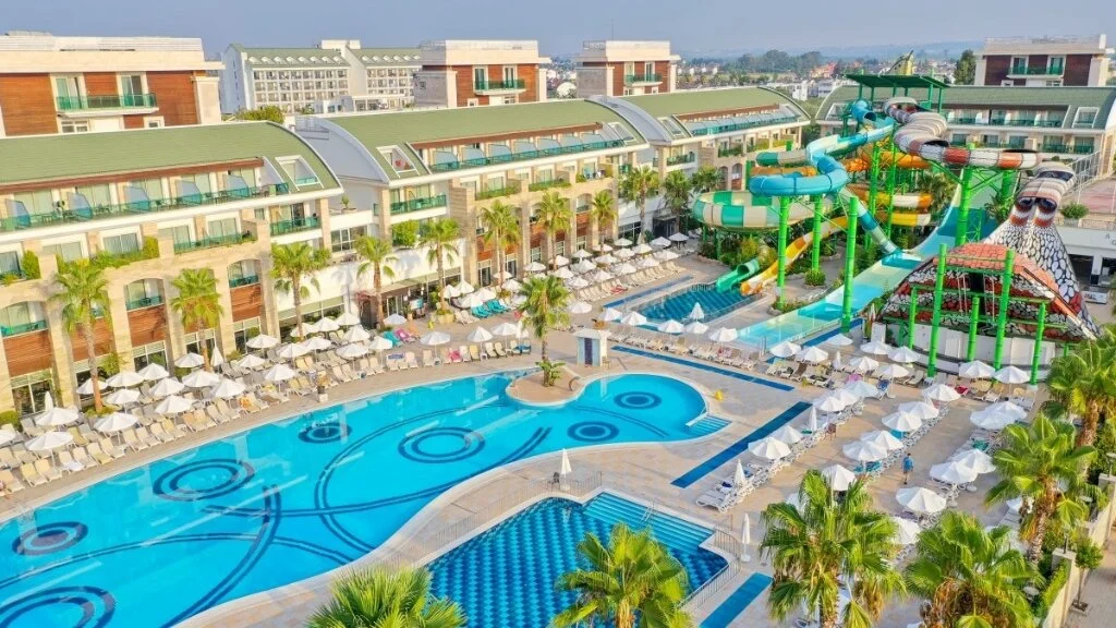 CRYSTAL WATERWORLD RESORT & SPA Küçük resim
