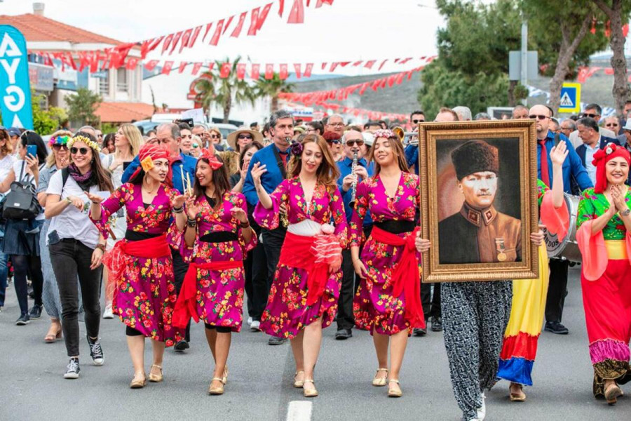 URLA ENGİNAR & ALAÇATI OT FESTİVALİ Küçük resim